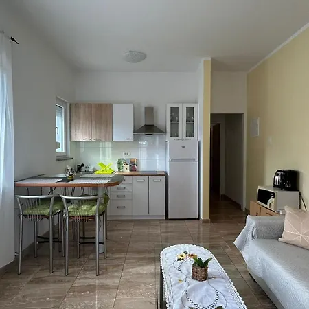 Affittacamere Nada Pola